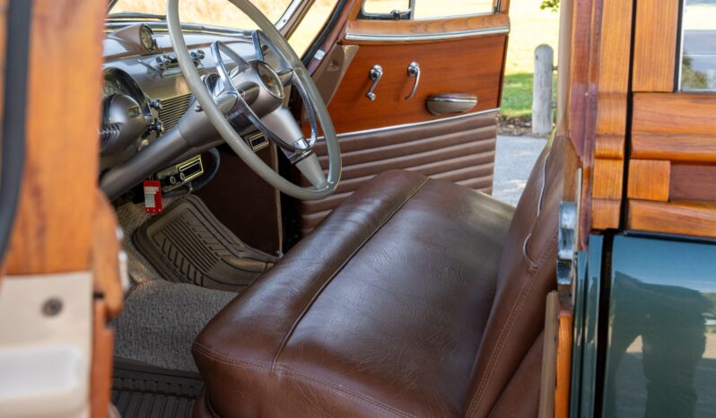 
								1949 Oldsmobile Futuramic Series 88 Deluxe Station Wagon full									