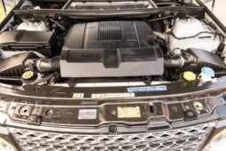 
										2012 Land Rover Range Rover HSE full									