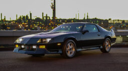 
										1992 Chevrolet Camaro Z28 Coupe full									