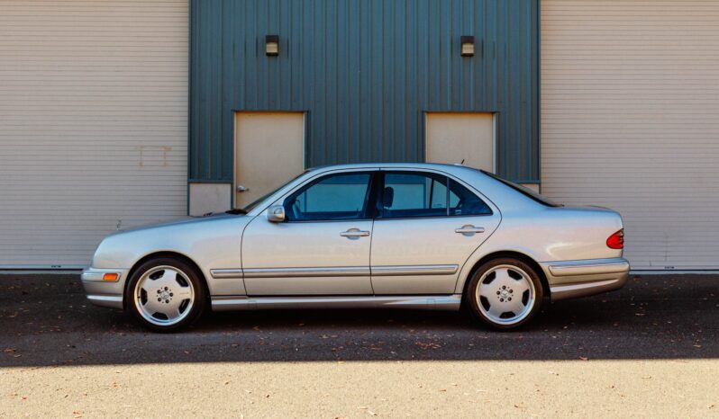 								2001 Mercedes-Benz E55 AMG full									
