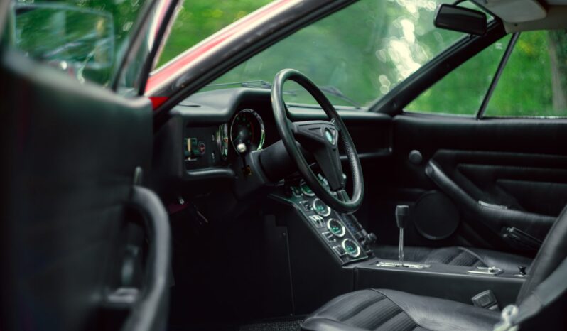 
								1973 DeTomaso Pantera full									