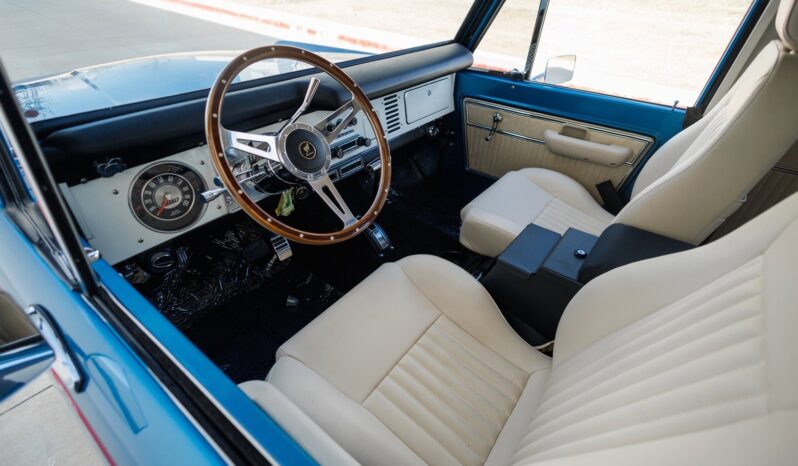 
								1976 Ford Bronco Gen 3 Coyote Restomod full									