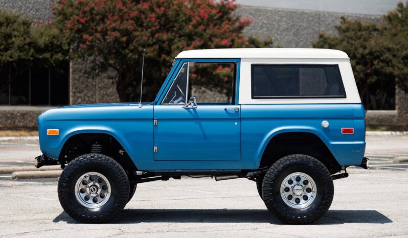 
								1976 Ford Bronco Gen 3 Coyote Restomod full									