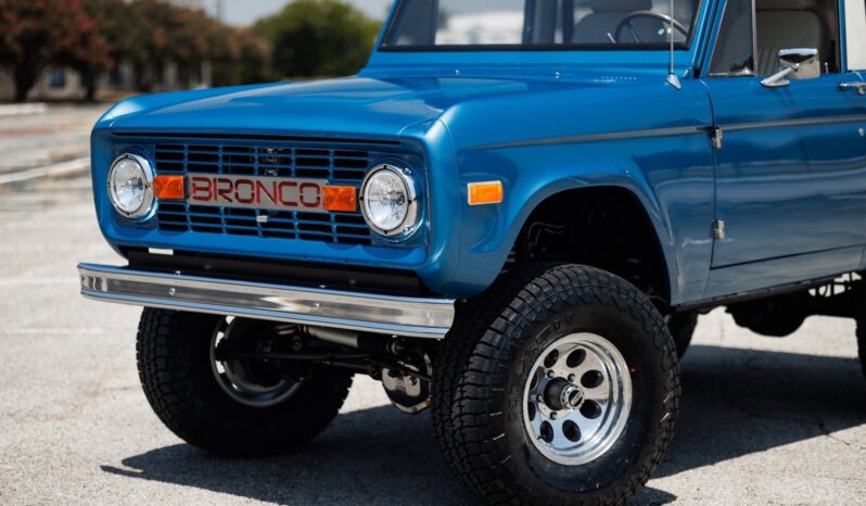 
								1976 Ford Bronco Gen 3 Coyote Restomod full									