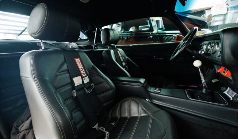 
								1976 Pontiac Firebird Trans Am Custom Restomod full									