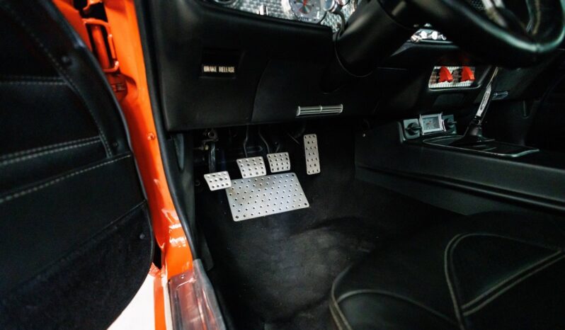 
								1976 Pontiac Firebird Trans Am Custom Restomod full									