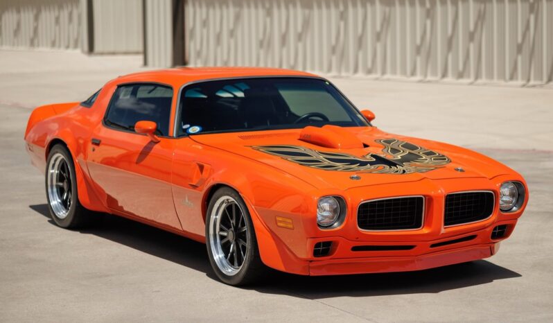 1976 Pontiac Firebird Trans Am Custom Restomod 1