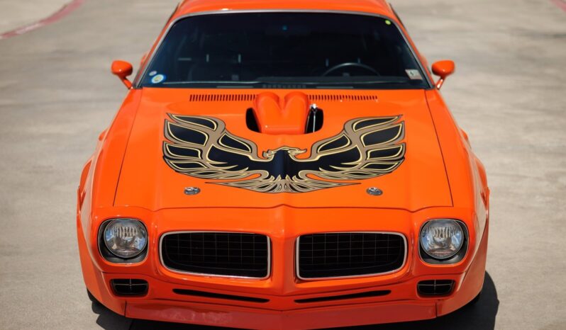
								1976 Pontiac Firebird Trans Am Custom Restomod full									