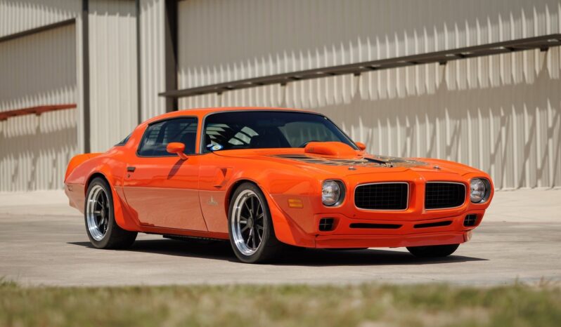 
								1976 Pontiac Firebird Trans Am Custom Restomod full									
