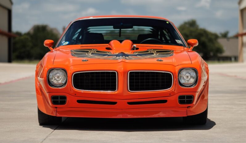 
								1976 Pontiac Firebird Trans Am Custom Restomod full									