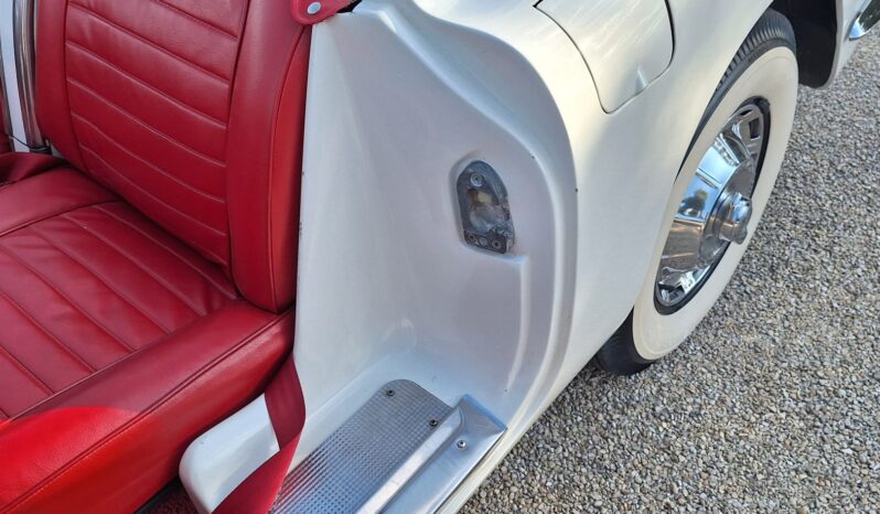 
								1959 Chevrolet Corvette 4-Speed full									