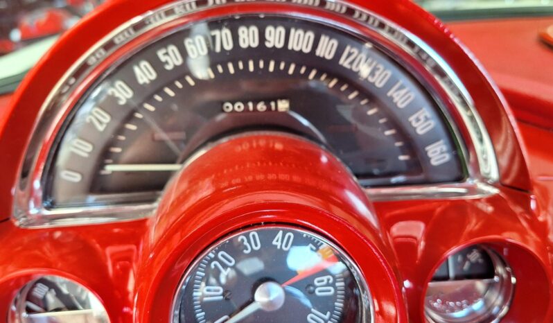 
								1959 Chevrolet Corvette 4-Speed full									