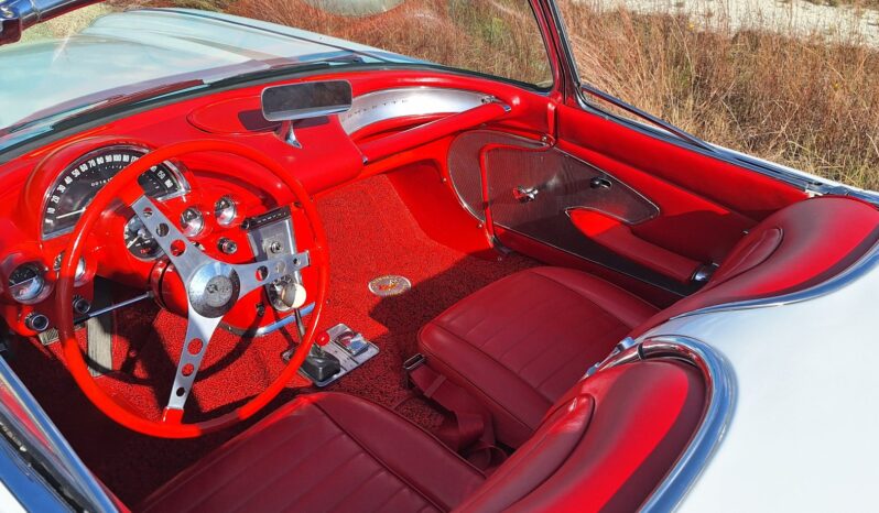 
								1959 Chevrolet Corvette 4-Speed full									