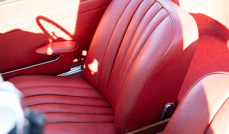 
								1965 Mercedes-Benz 230SL full									