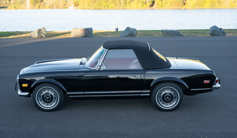 1965 Mercedes-Benz 230SL 1