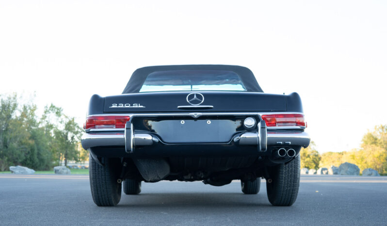 
								1965 Mercedes-Benz 230SL full									