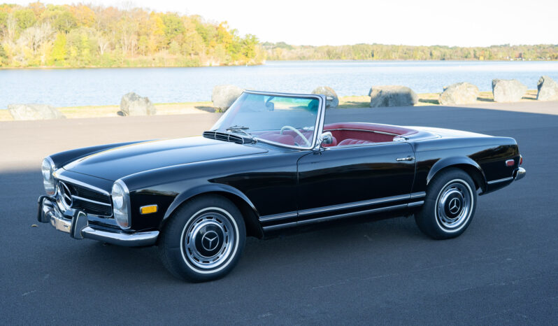 
								1965 Mercedes-Benz 230SL full									