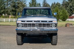 
										1976 Ford F-250 Custom Highboy 4×4 4-Speed full									