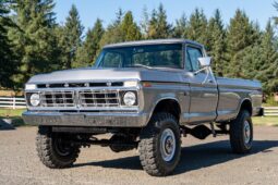 
										1976 Ford F-250 Custom Highboy 4×4 4-Speed full									