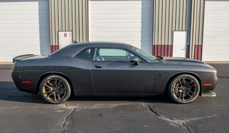 
								2023 Dodge Challenger SRT Hellcat Jailbreak full									