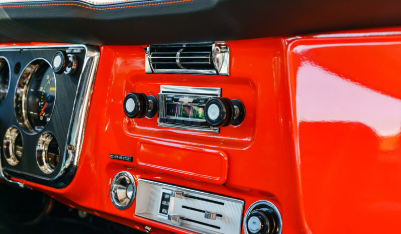 
								1971 Chevrolet K5 Blazer full									