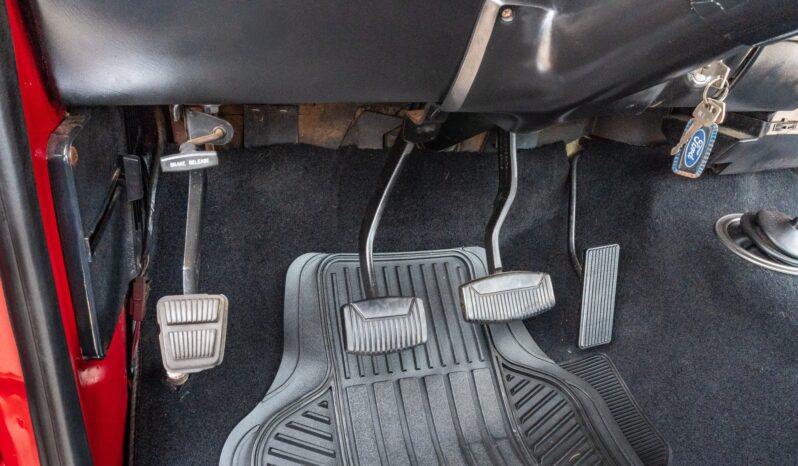 
								1979 Ford F-250 Custom 4×4 4-Speed full									