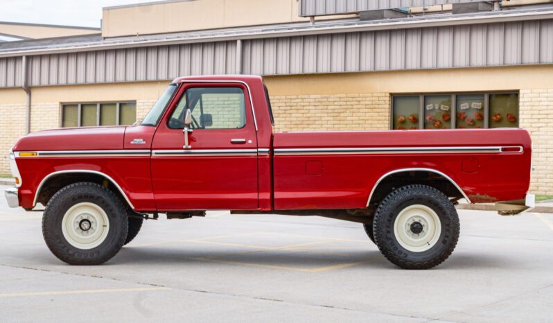 
								1979 Ford F-250 Custom 4×4 4-Speed full									