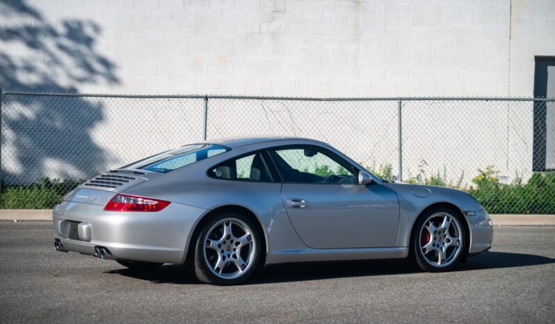 
								2005 Porsche 911 Carrera S Coupe 6-Speed full									