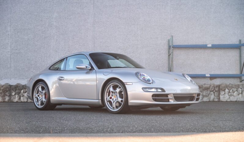 
								2005 Porsche 911 Carrera S Coupe 6-Speed full									