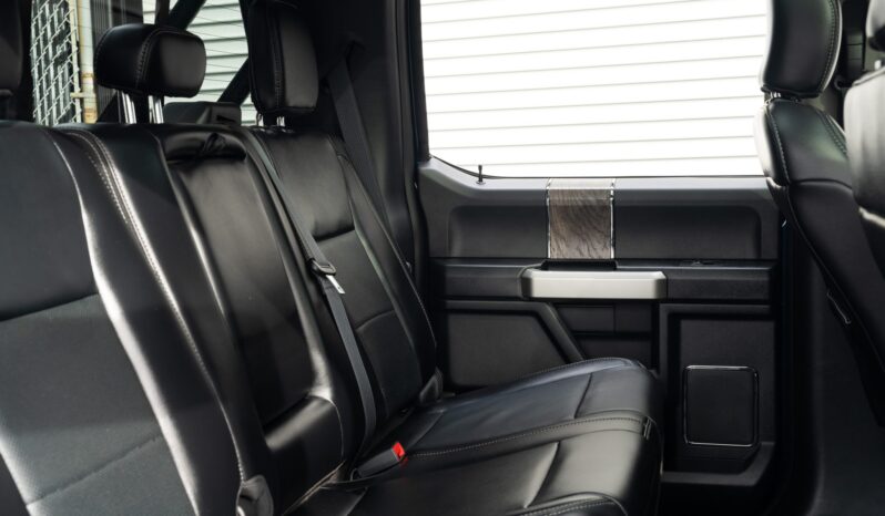 
								2019 Ford F-350 Lariat FX4 Power Stroke Dually 4×4 full									