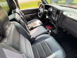 
										2004 Chevrolet Silverado 1500 Regency RST 5-Speed full									
