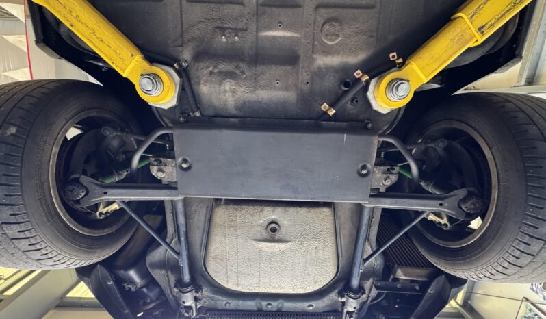 
								1983 Porsche 911SC Coupe full									