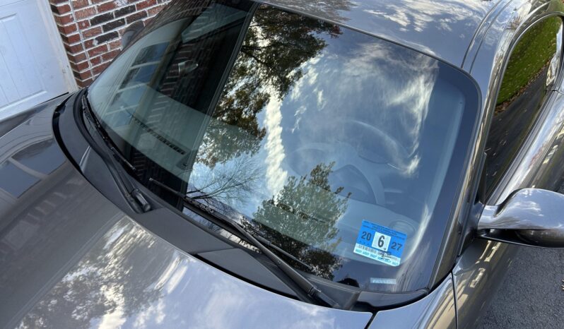 
								2006 Porsche Cayman S 6-Speed full									