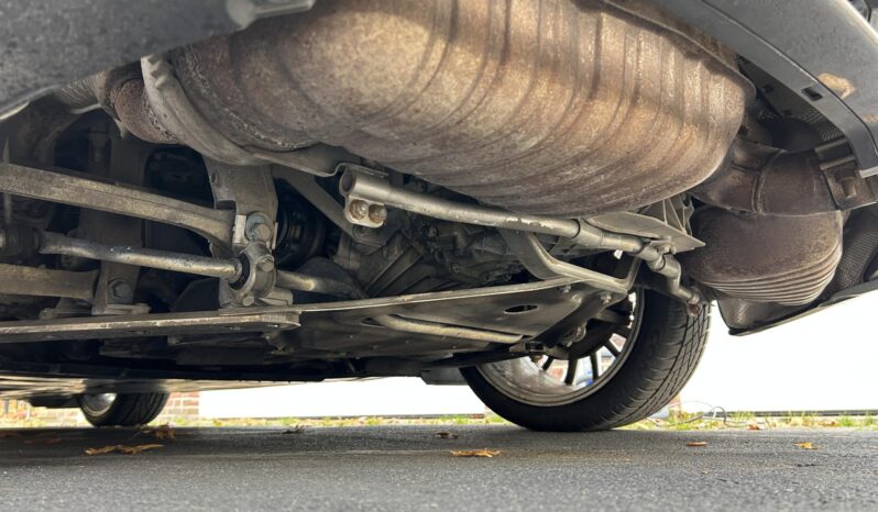 
								2006 Porsche Cayman S 6-Speed full									