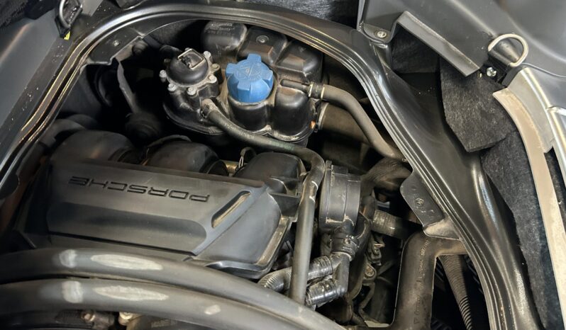 
								2006 Porsche Cayman S 6-Speed full									