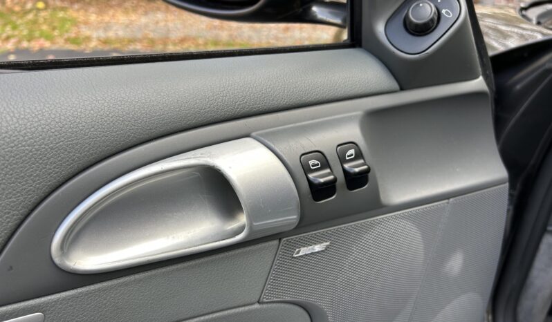 
								2006 Porsche Cayman S 6-Speed full									