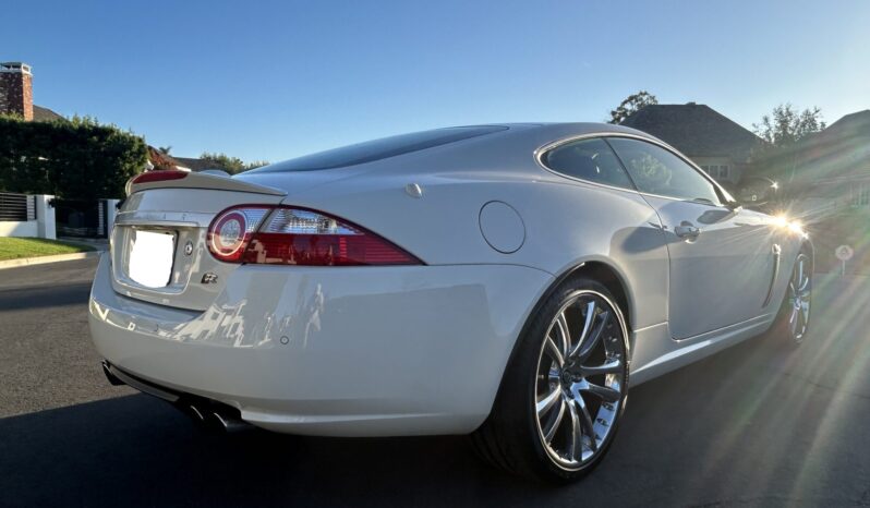 
								2007 Jaguar XKR Coupe full									