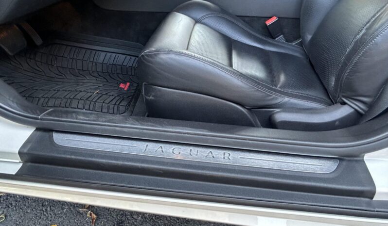 
								2007 Jaguar XKR Coupe full									