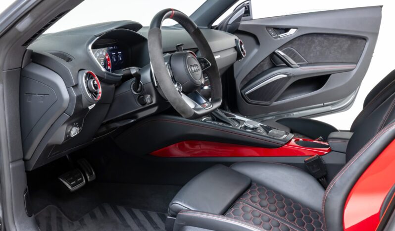 
								2019 Audi TT RS full									