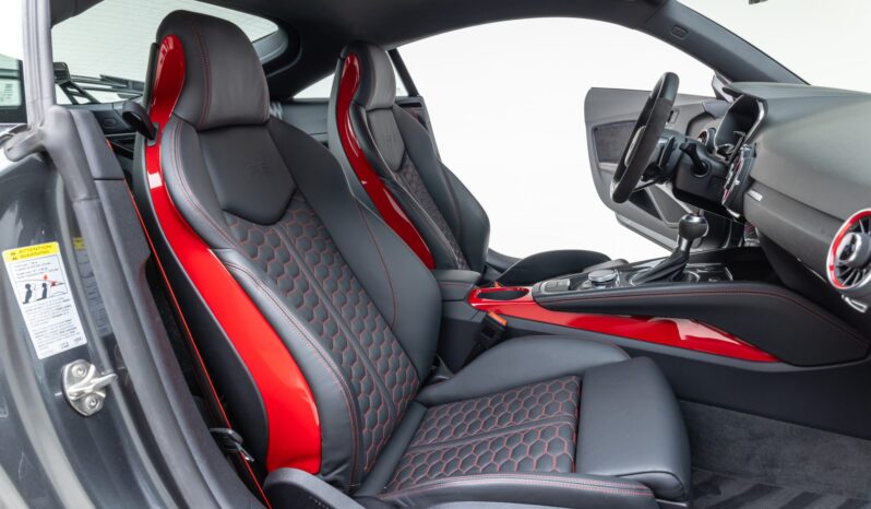 
								2019 Audi TT RS full									