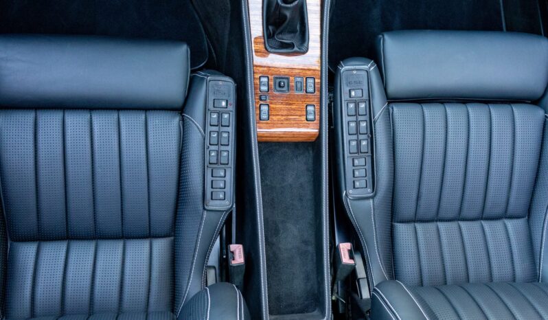 
								1989 Mercedes-Benz 300CE 6-Speed full									