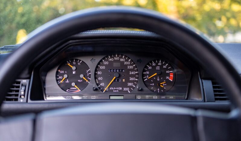 
								1989 Mercedes-Benz 300CE 6-Speed full									