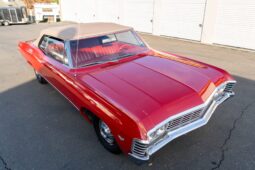 
										1967 Chevrolet Impala Convertible full									