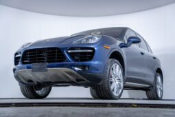 
										2014 Porsche Cayenne Turbo S full									
