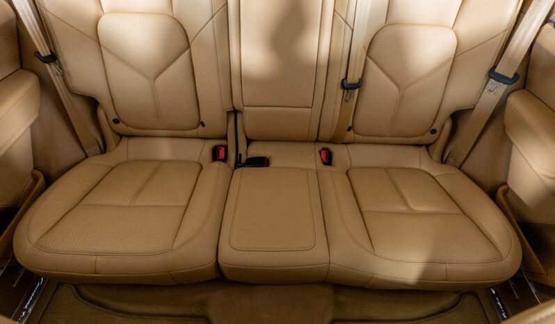 
								2014 Porsche Cayenne Turbo S full									