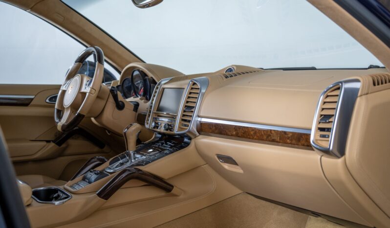 
								2014 Porsche Cayenne Turbo S full									