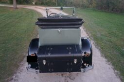 
										1929 Ford Model A Roadster full									