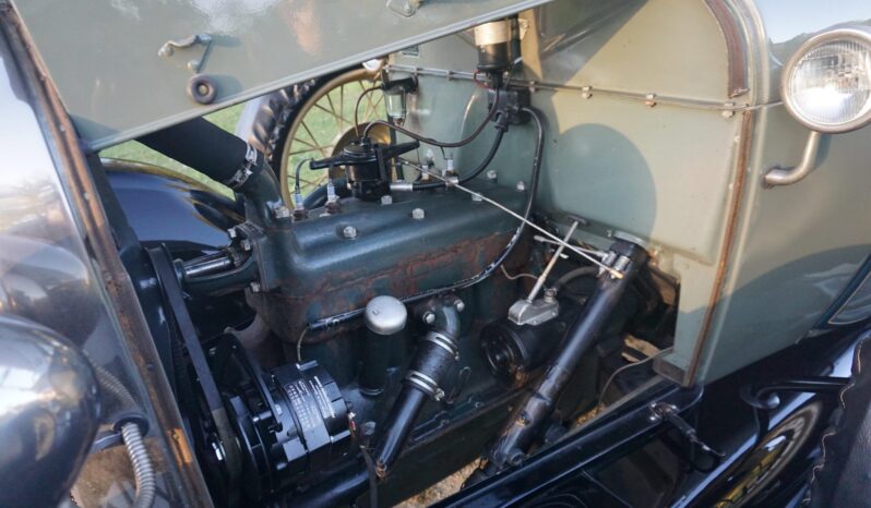 
								1929 Ford Model A Roadster full									