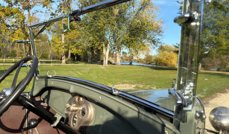 
								1929 Ford Model A Roadster full									