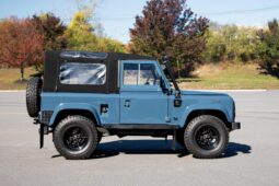 
										1996 Land Rover Defender 90 300Tdi 5-Speed full									